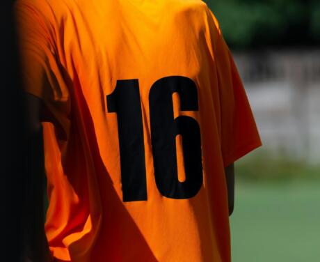 Vedonlyöntiyhtiöt ja Valioliigan paitasponsorit